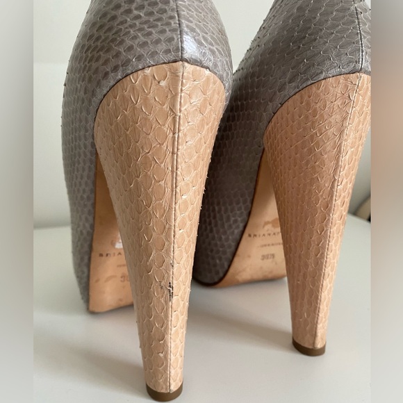 Brian Atwood 3 toned Snakeskin peeptoe platform pump - Picture 4 of 6